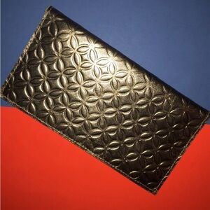 Silver leather wallet